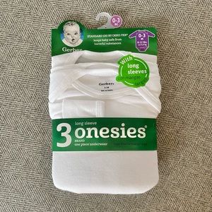 Gerber 3-pack Long Sleeve Onesies NWT